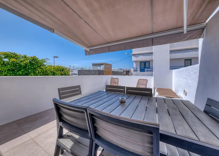 Playa Chica Boutique - Sea View By Lanzarote Feriehus